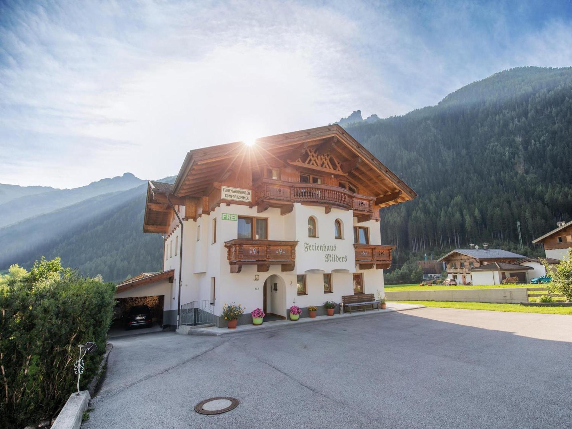 Flat With Sep Entrance On Ground Floor In Neustift Neustift im Stubaital Exterior foto