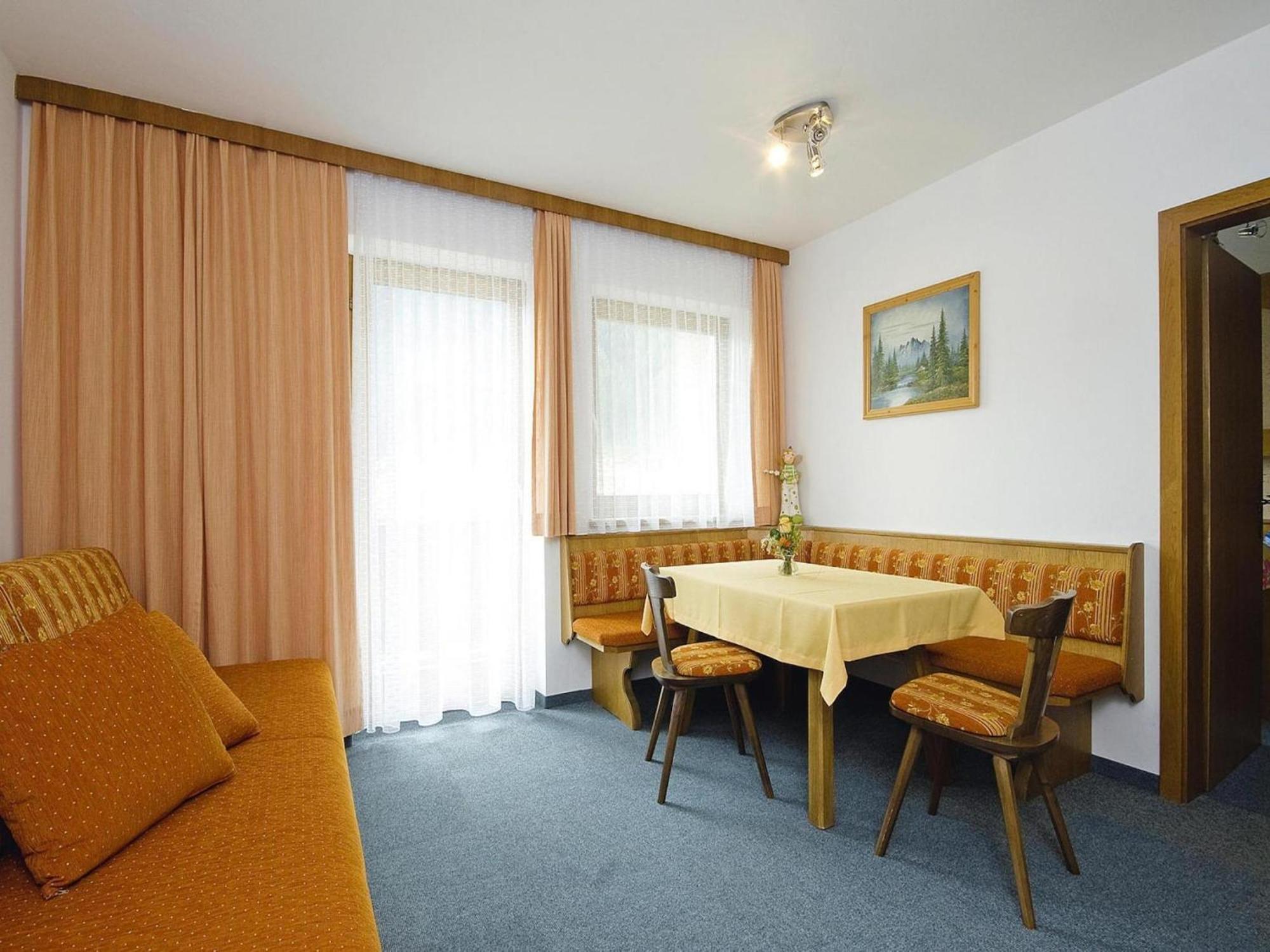 Flat With Sep Entrance On Ground Floor In Neustift Neustift im Stubaital Exterior foto