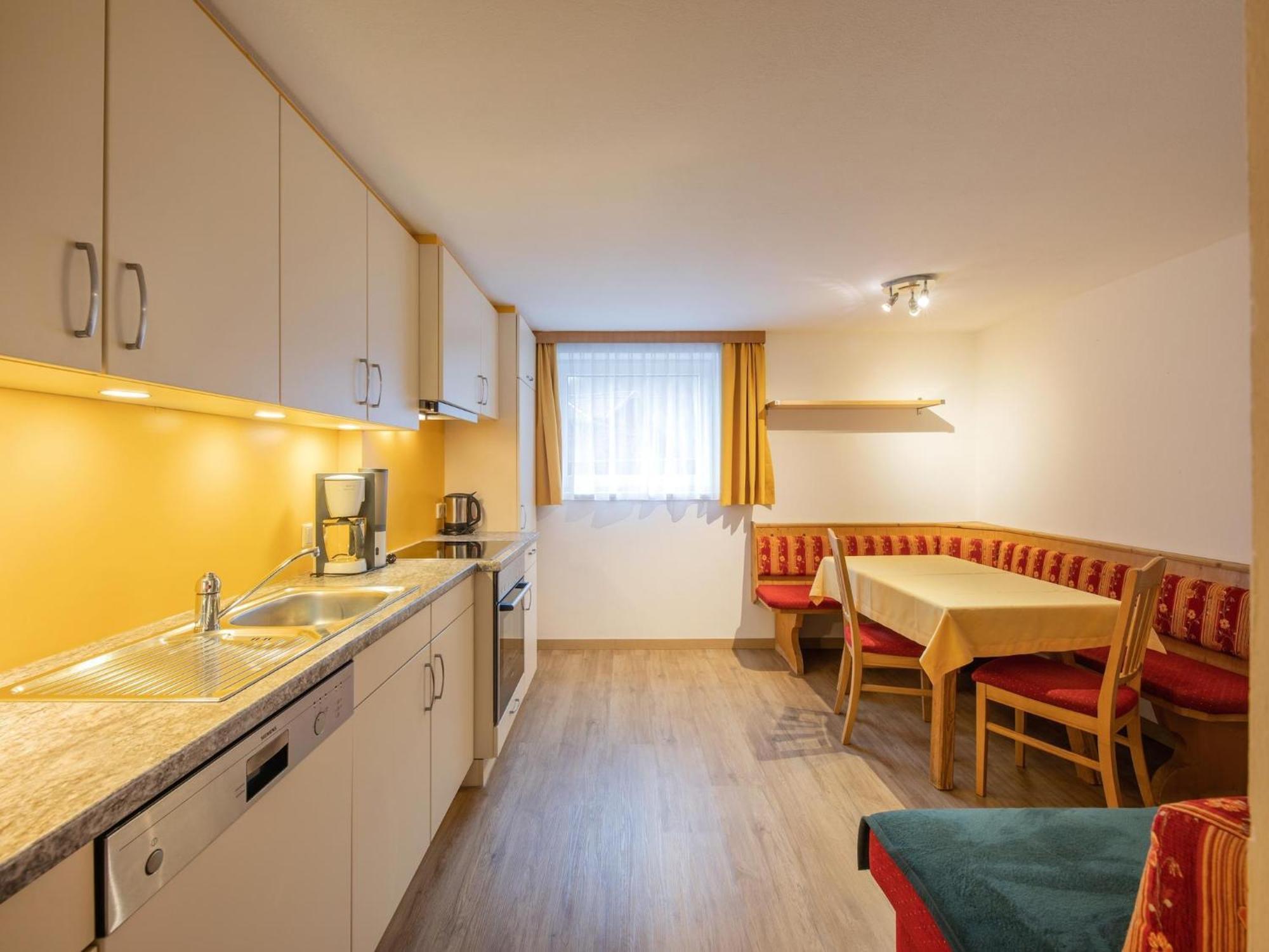 Flat With Sep Entrance On Ground Floor In Neustift Neustift im Stubaital Exterior foto